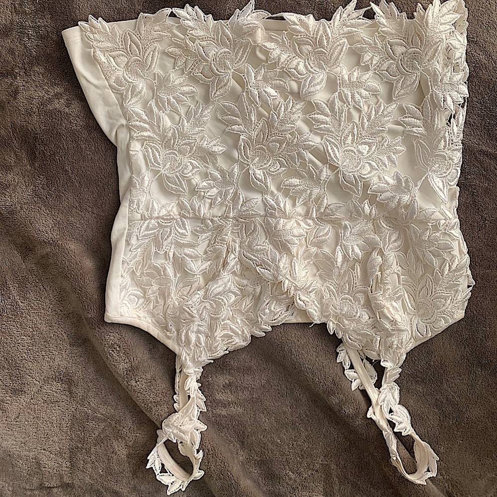 White crop with floral detail